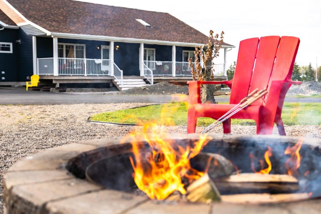 Back Home Bed And Breakfast Membertou Exterior foto
